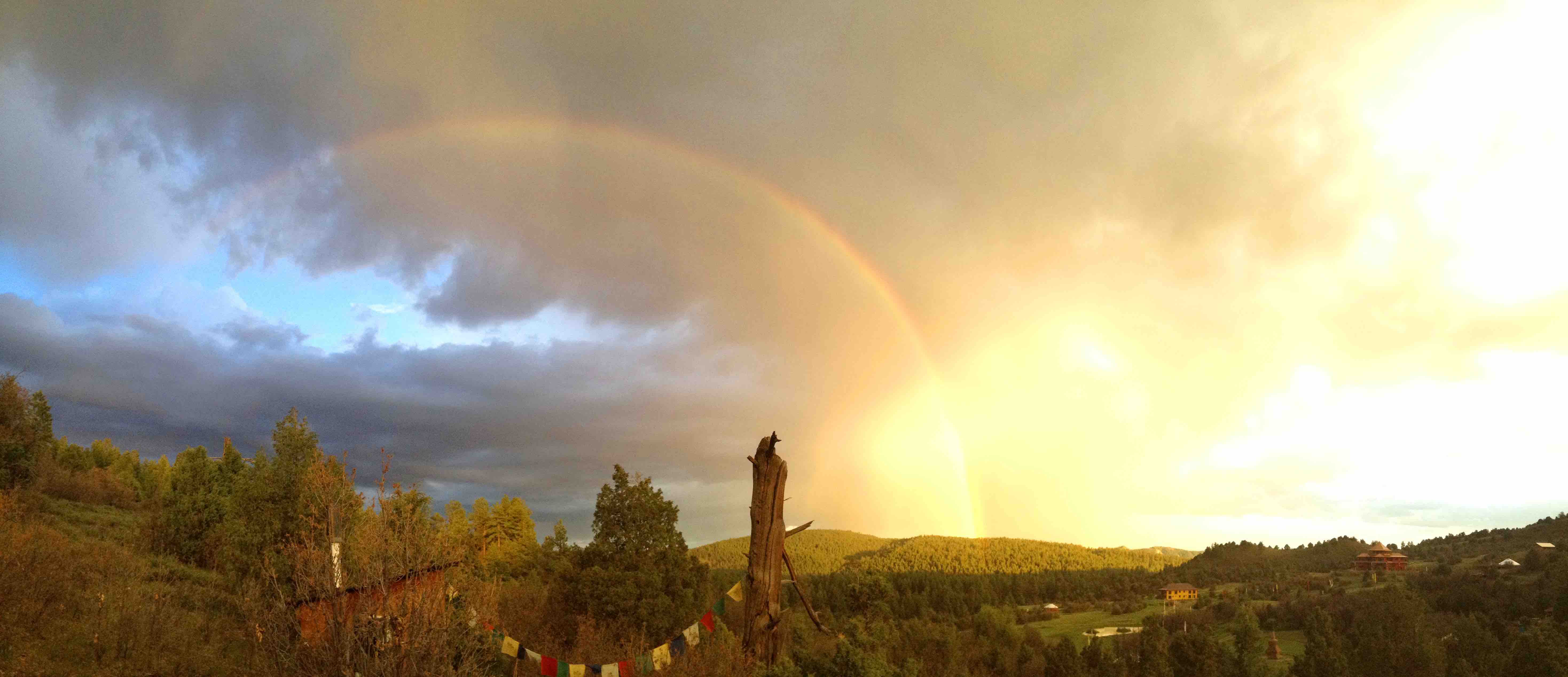 Essential Dzogchen: A Retreat on Pegyal Lingpa’s Collection of Spiritual Teachings on Selflessness